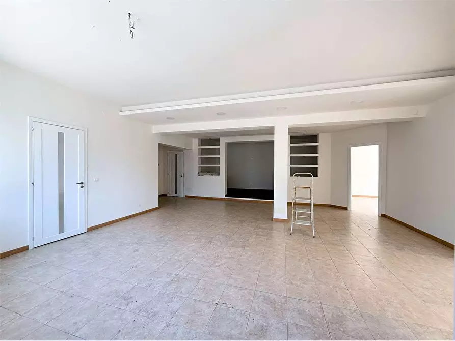 Immagine 6 di Ufficio in affitto  in Viale Teracati a Siracusa
