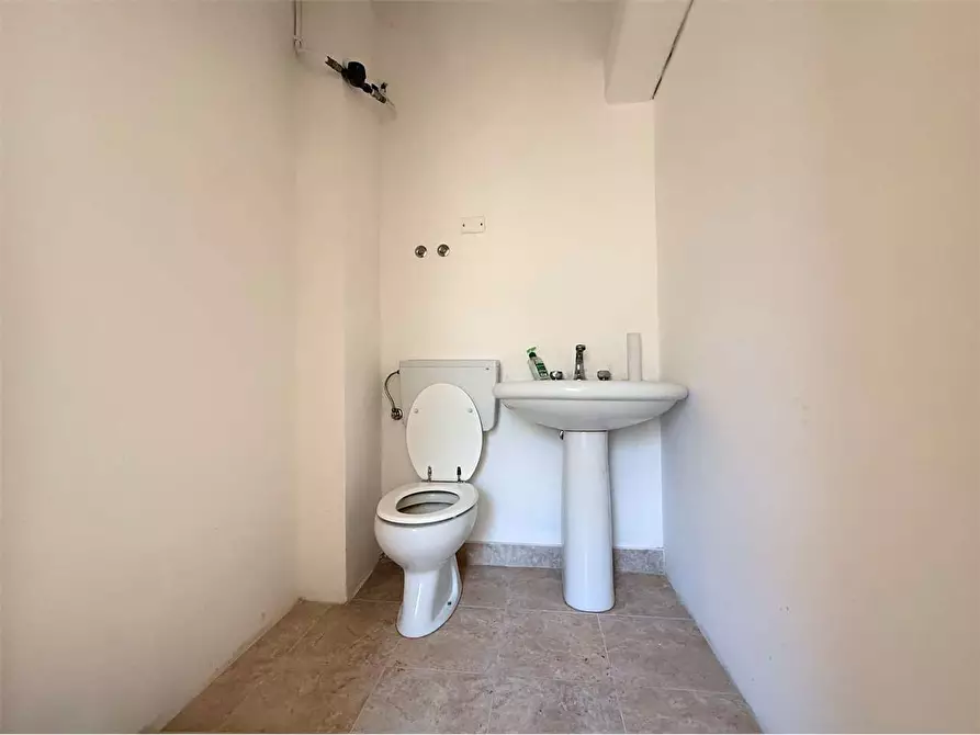 Immagine 18 di Ufficio in affitto  in Viale Teracati a Siracusa