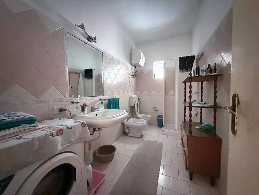 Immagine 12 di Appartamento in vendita  in Via Paterno' a Siracusa