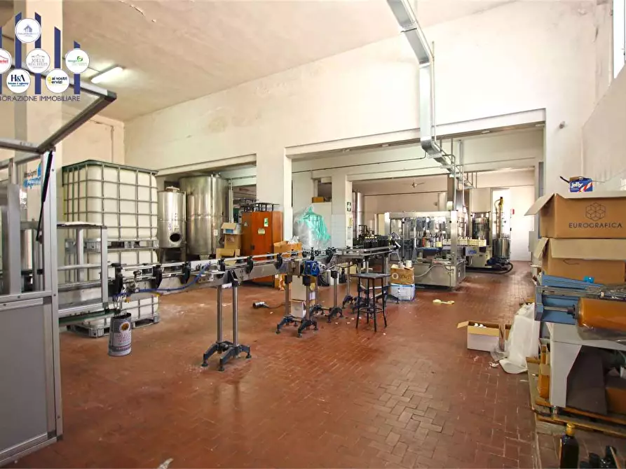 Immagine 4 di Capannone industriale in vendita  in Via Forlanini a Siracusa