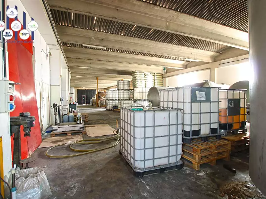 Immagine 5 di Capannone industriale in vendita  in Via Forlanini a Siracusa