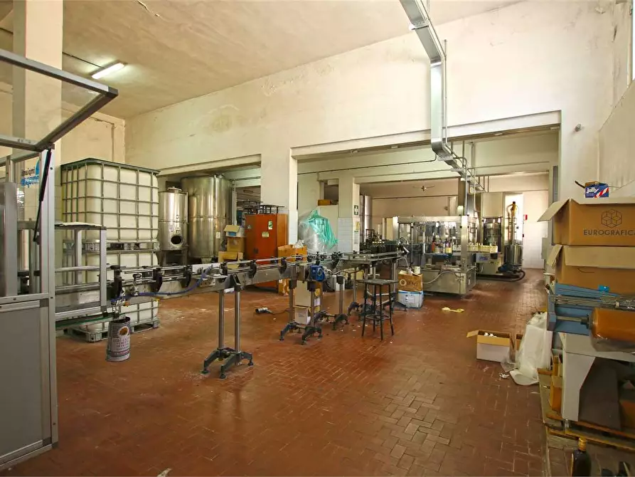 Immagine 1 di Capannone industriale in vendita  in Via Forlanini a Siracusa