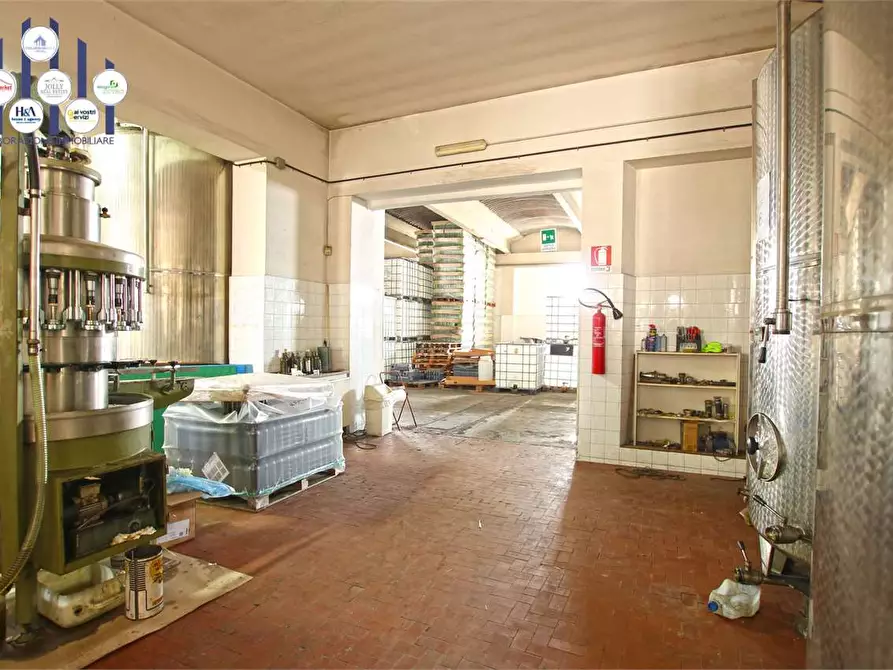 Immagine 20 di Capannone industriale in vendita  in Via Forlanini a Siracusa