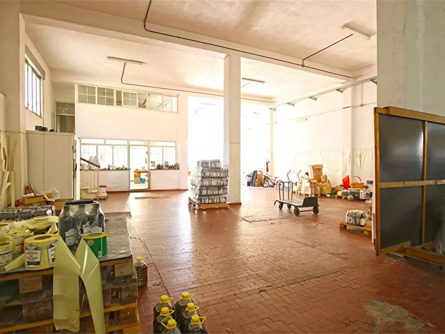 Immagine 23 di Capannone industriale in vendita  in Via Forlanini a Siracusa