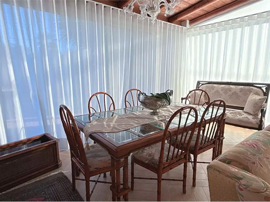 Immagine 4 di Villa in vendita  in Via della Folaga a Siracusa