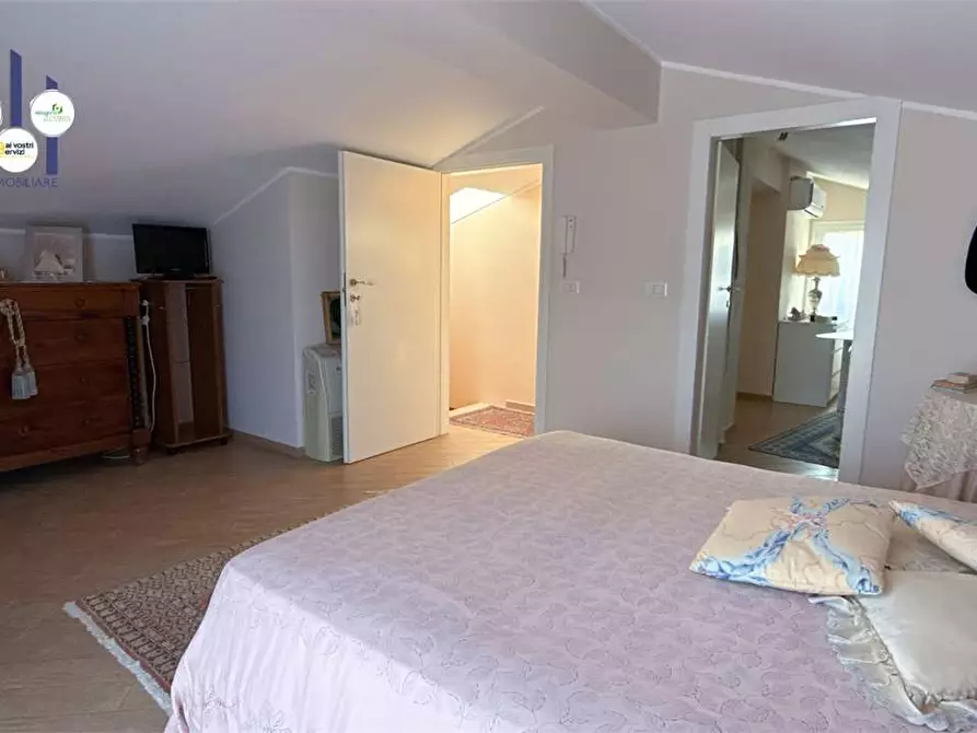 Immagine 15 di Villa in vendita  in Via della Folaga a Siracusa