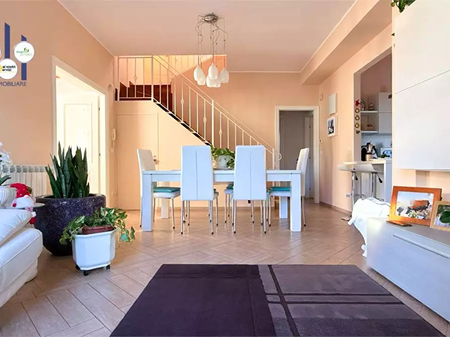 Immagine 20 di Villa in vendita  in Via della Folaga a Siracusa