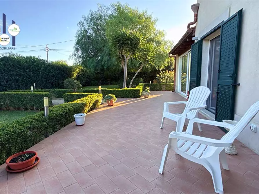 Immagine 30 di Villa in vendita  in Via della Folaga a Siracusa