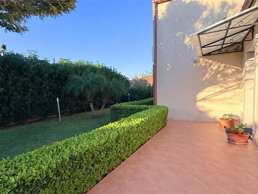 Immagine 35 di Villa in vendita  in Via della Folaga a Siracusa