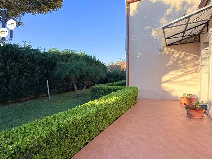 Immagine 35 di Villa in vendita  in Via della Folaga a Siracusa