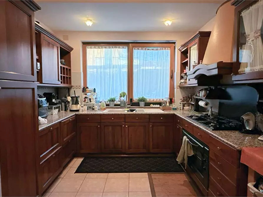 Immagine 8 di Villa in vendita  in Traversa Sinerchia a Siracusa