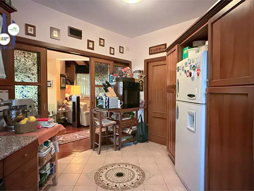 Immagine 10 di Villa in vendita  in Traversa Sinerchia a Siracusa