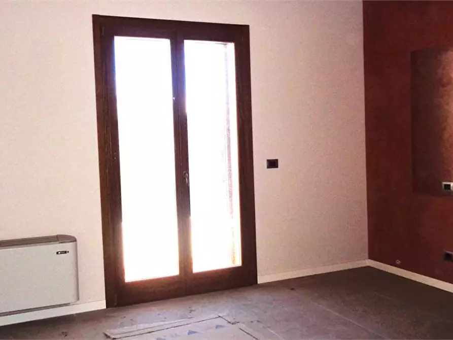 Immagine 2 di Trilocale in vendita  in VIA FILISTO PRESSI a Siracusa