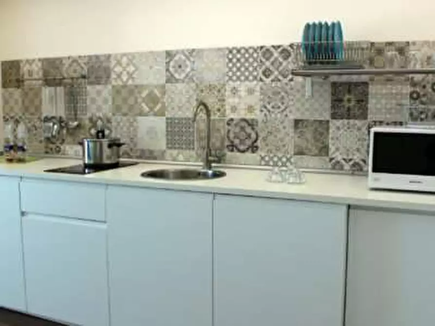 Immagine 3 di Bilocale in affitto  in C.SO UMBERTO a Siracusa