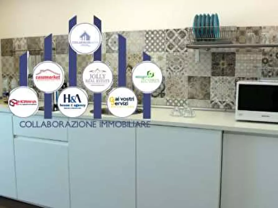 Immagine 3 di Bilocale in affitto  in C.SO UMBERTO a Siracusa