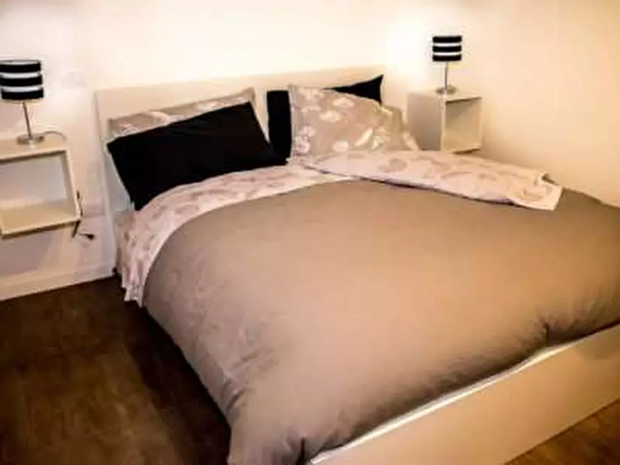 Immagine 5 di Bilocale in affitto  in C.SO UMBERTO a Siracusa