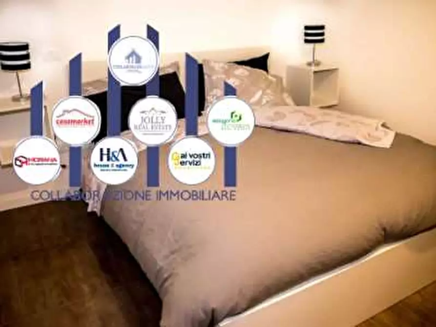 Immagine 5 di Bilocale in affitto  in C.SO UMBERTO a Siracusa