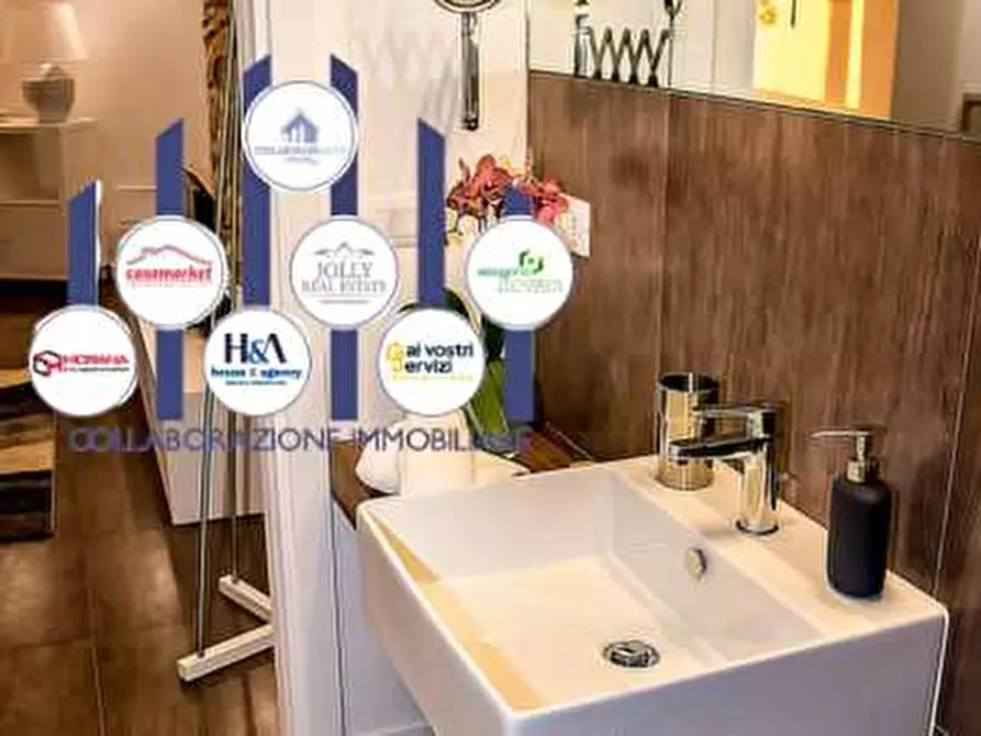 Immagine 6 di Bilocale in affitto  in C.SO UMBERTO a Siracusa