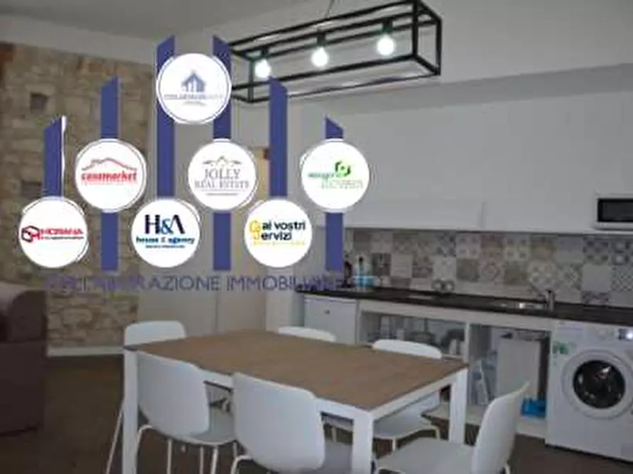 Immagine 2 di Trilocale in affitto  in C.SO UMBERTO a Siracusa