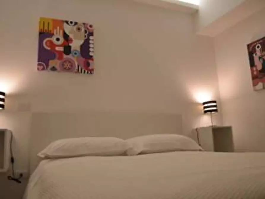 Immagine 4 di Trilocale in affitto  in C.SO UMBERTO a Siracusa