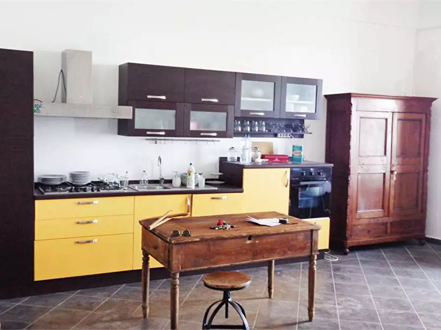 Immagine 5 di Quadrilocale in affitto  in LUNGOMARE D'ORTIGIA a Siracusa