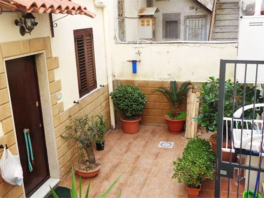 Immagine 2 di Trilocale in vendita  in VIA RIVIERA DIONISIO  a Siracusa