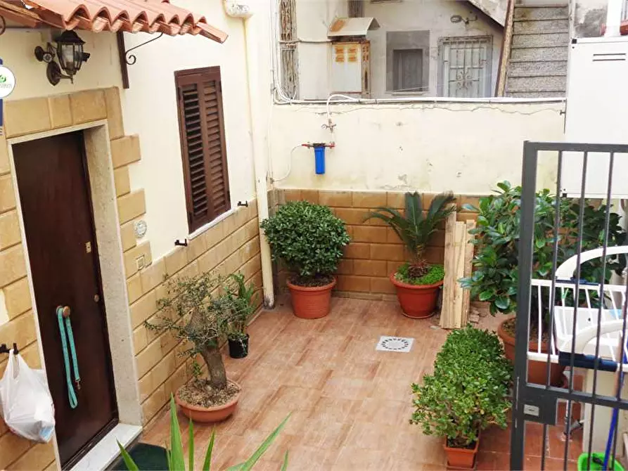 Immagine 2 di Trilocale in vendita  in VIA RIVIERA DIONISIO  a Siracusa