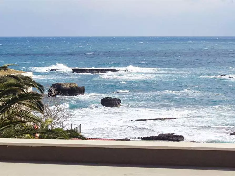 Immagine 2 di Bilocale in vendita  in VIA R.D. IL GRANDE a Siracusa