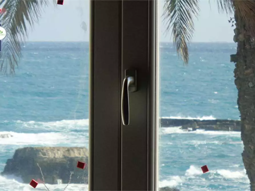 Immagine 4 di Bilocale in vendita  in VIA R.D. IL GRANDE a Siracusa