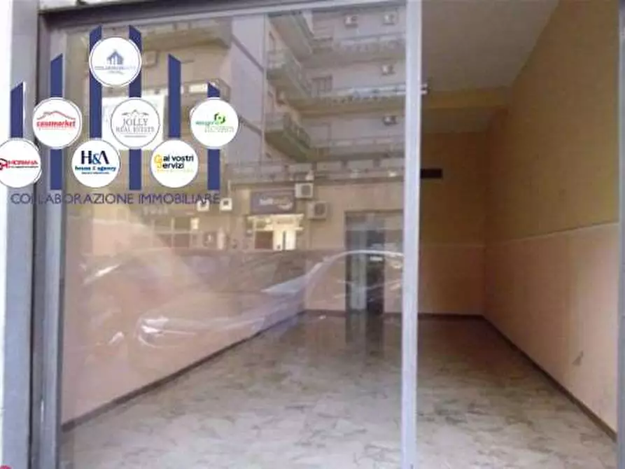 Immagine 1 di Negozio in vendita  in VL ZECCHINO a Siracusa