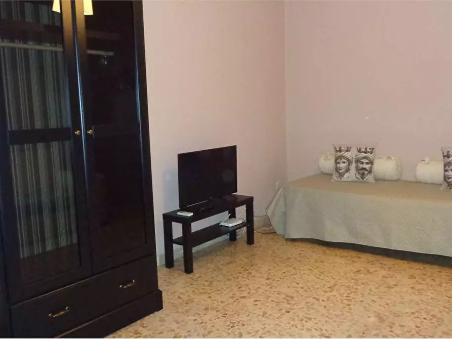 Immagine 7 di Quadrilocale in affitto  in GELONE a Siracusa