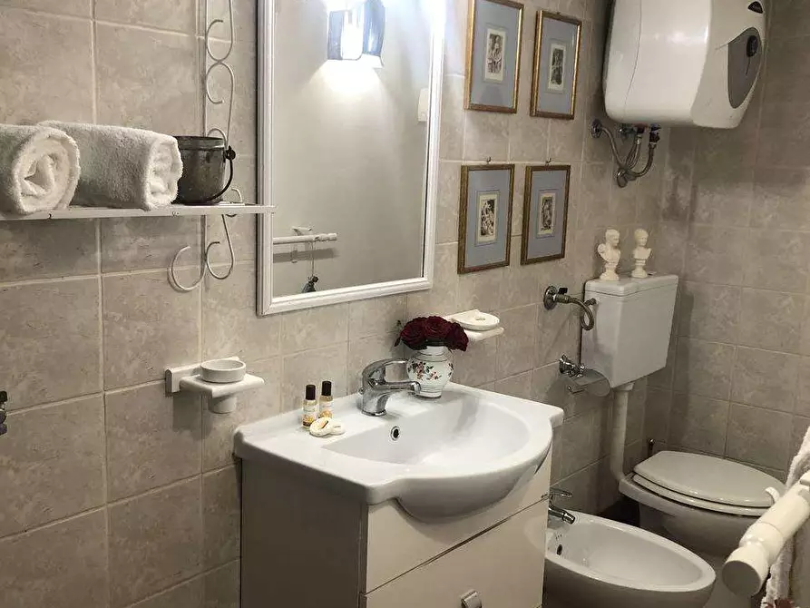 Immagine 8 di Bilocale in affitto  in ORTIGIA a Siracusa