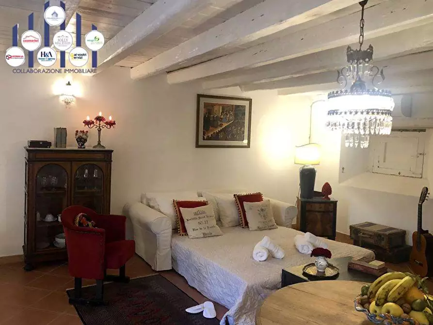 Immagine 9 di Bilocale in affitto  in ORTIGIA a Siracusa