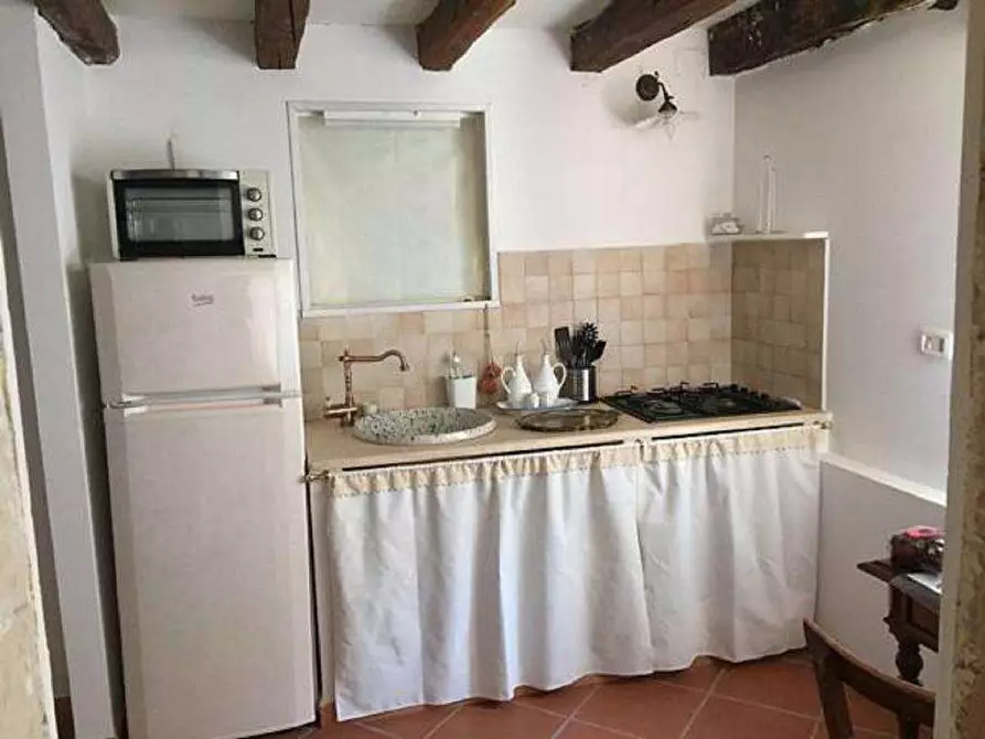 Immagine 10 di Bilocale in affitto  in ORTIGIA a Siracusa