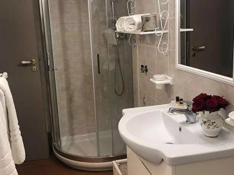 Immagine 11 di Bilocale in affitto  in ORTIGIA a Siracusa