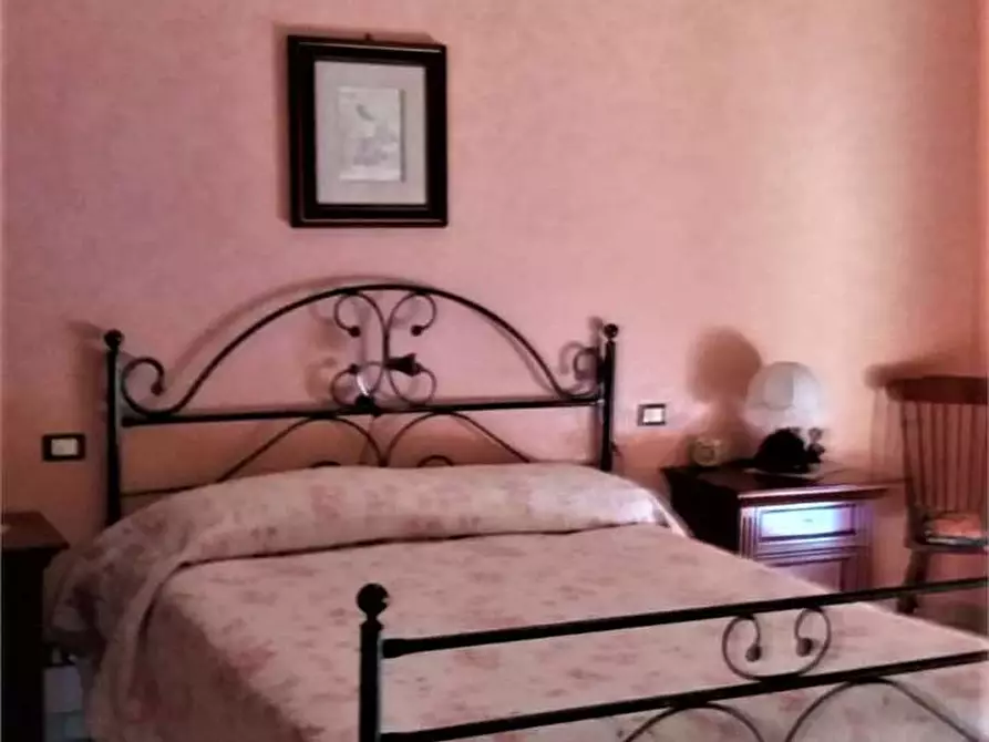 Immagine 8 di Trilocale in vendita  in Tica a Siracusa