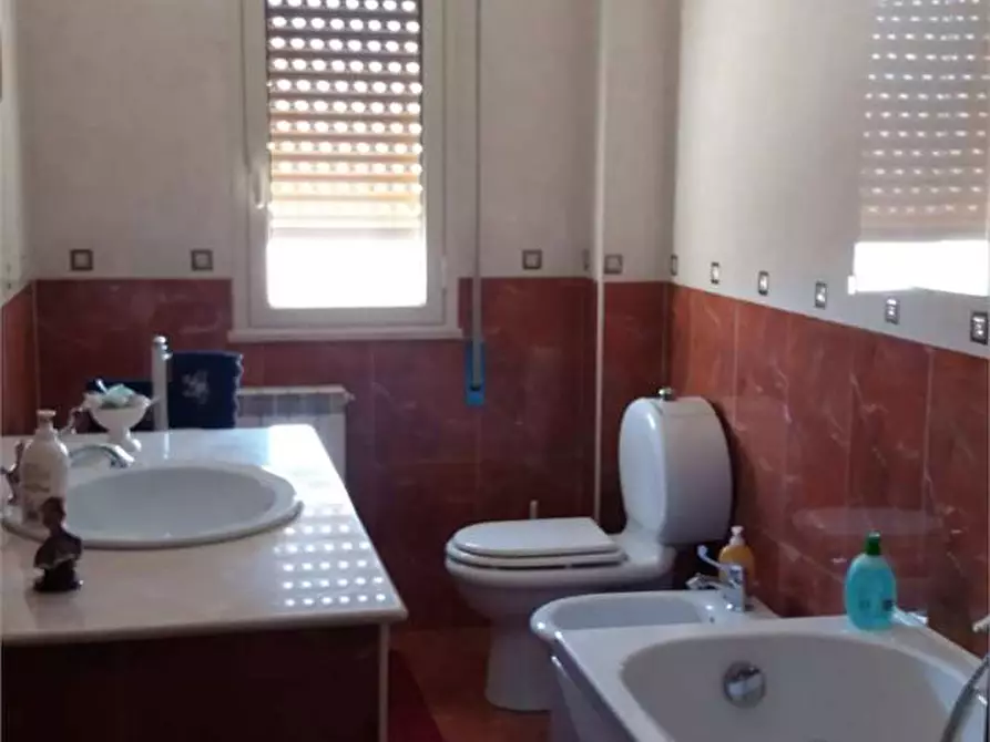 Immagine 12 di Trilocale in vendita  in Tica a Siracusa