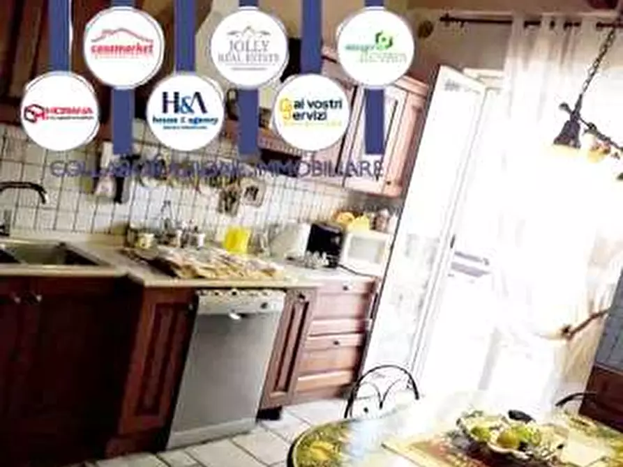 Immagine 4 di Appartamento in vendita  in VILLAGGIO MIANO a Siracusa