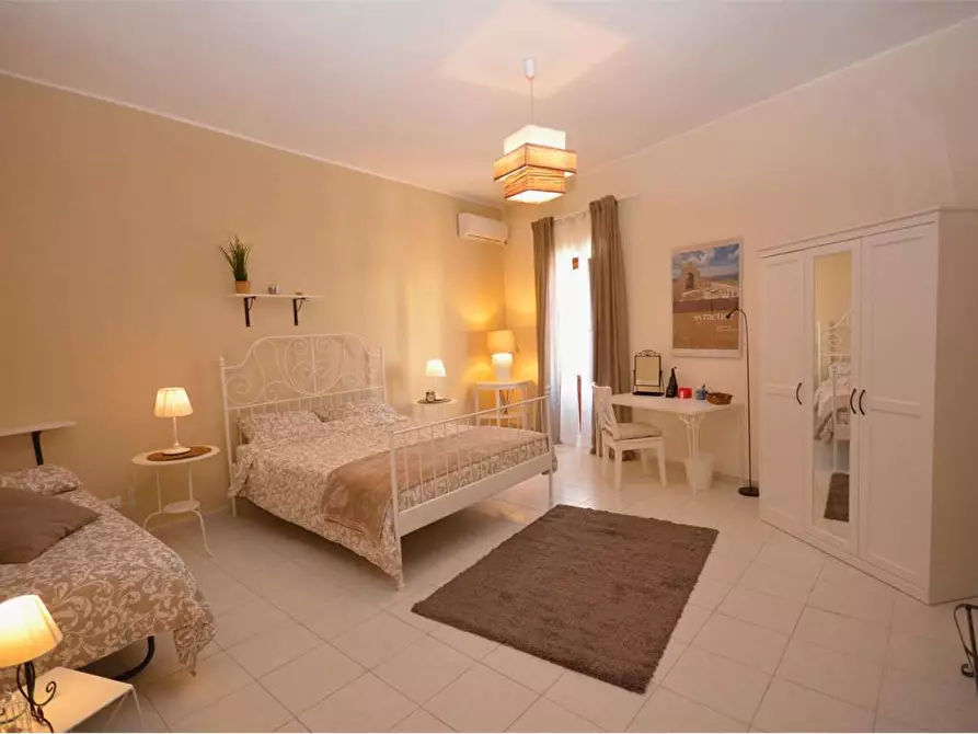 Immagine 11 di Trilocale in affitto  in VIA MALTA a Siracusa