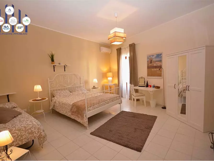 Immagine 11 di Trilocale in affitto  in VIA MALTA a Siracusa