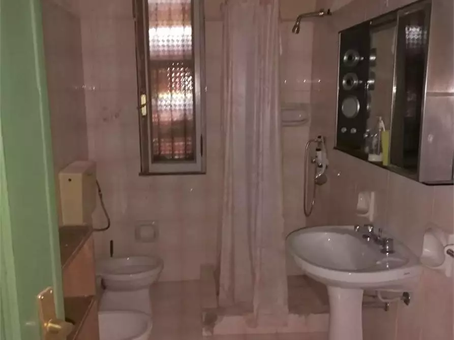 Immagine 5 di Quadrilocale in vendita  in CASSIBILE-CANICATTINI a Siracusa