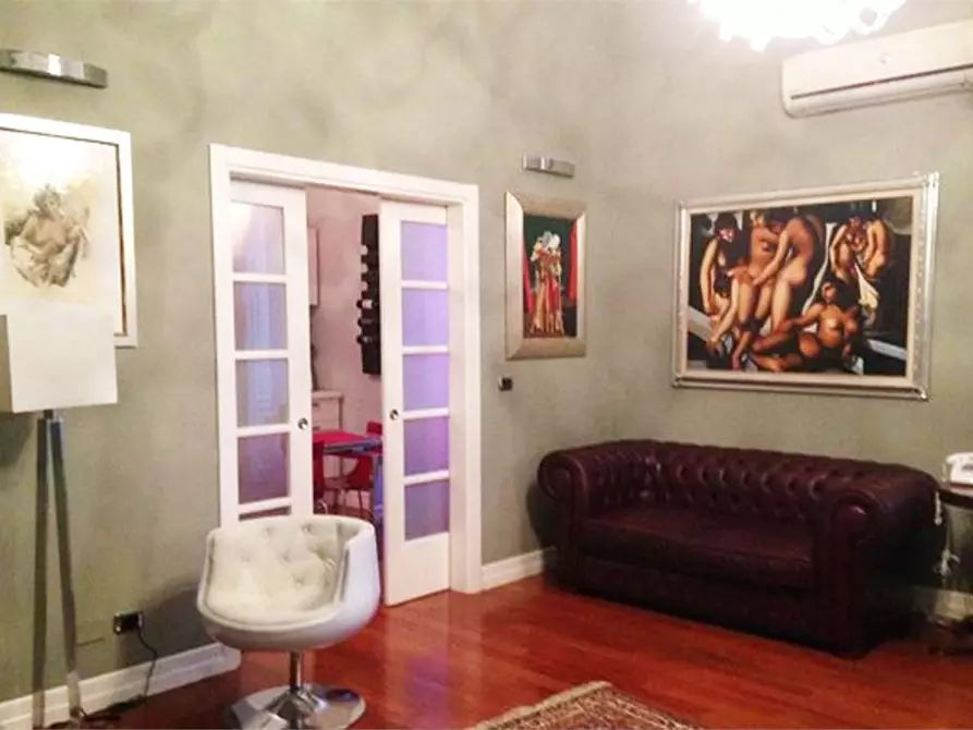 Immagine 5 di Trilocale in affitto  in ORTIGIA a Siracusa