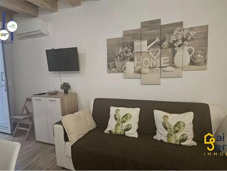 Immagine 7 di Bilocale in affitto  in ORTIGIA a Siracusa