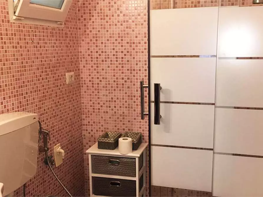 Immagine 5 di Bilocale in vendita  in VIA PASUBIO a Siracusa