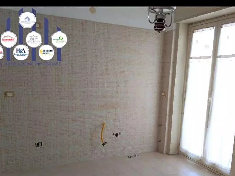 Immagine 3 di Quadrilocale in vendita  in PRESSI VIA VANVITELLI a Siracusa