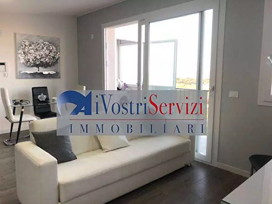 Immagine 4 di Trilocale in vendita  a Melilli