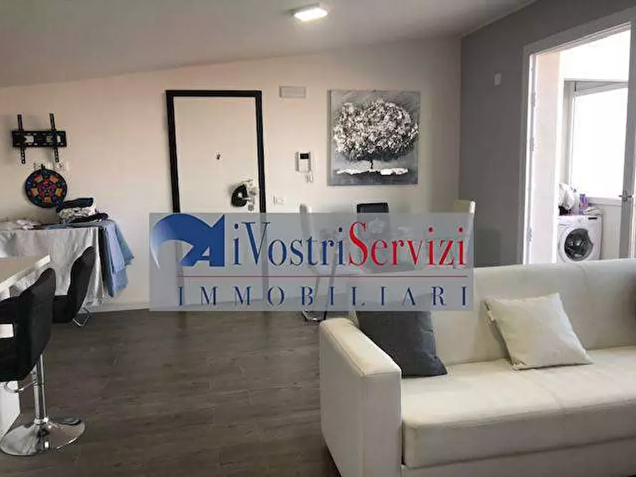 Immagine 5 di Trilocale in vendita  a Melilli