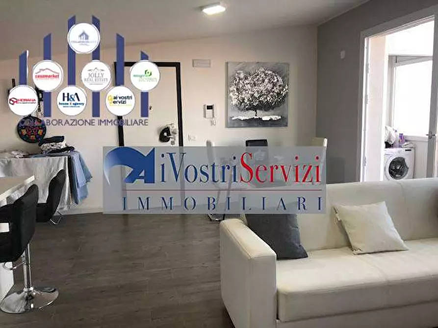 Immagine 5 di Trilocale in vendita  a Melilli