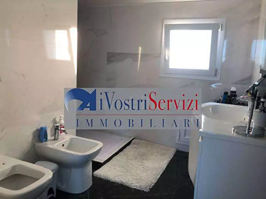 Immagine 14 di Trilocale in vendita  a Melilli