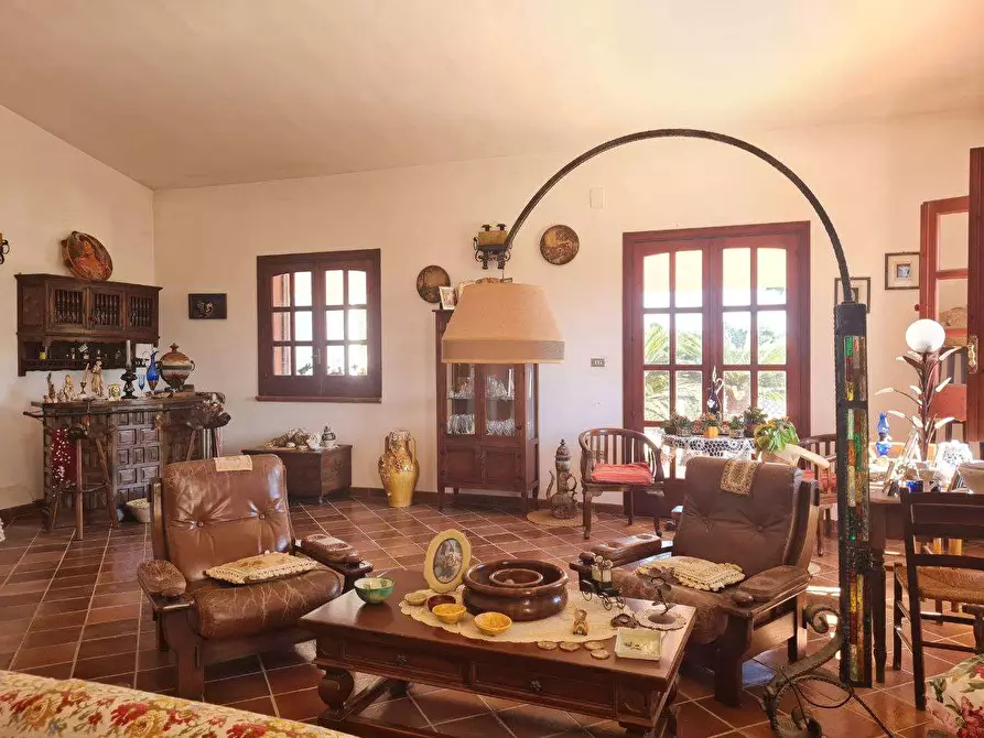 Immagine 9 di Villa in vendita  in ISOLA a Siracusa
